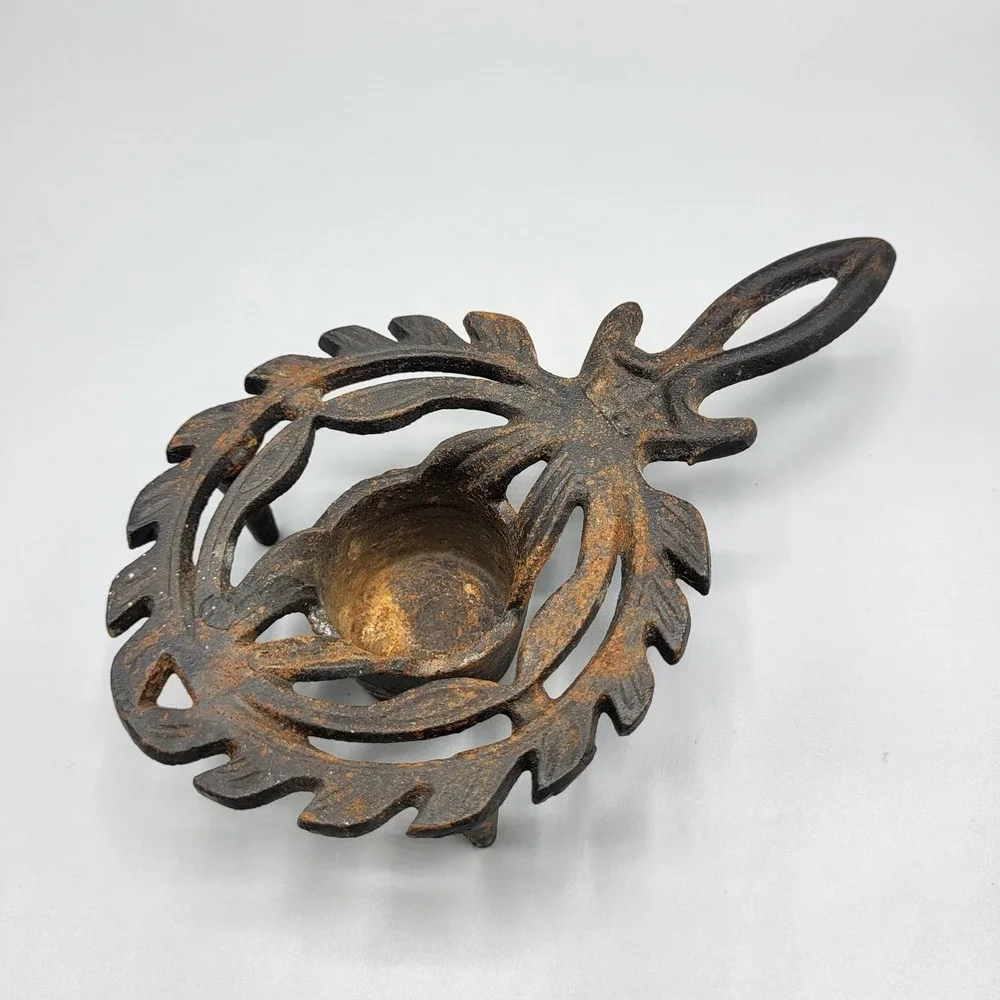 Vintage Cast Iron Trivet Footed Candle Holder Leaf Scroll Design Black Brown